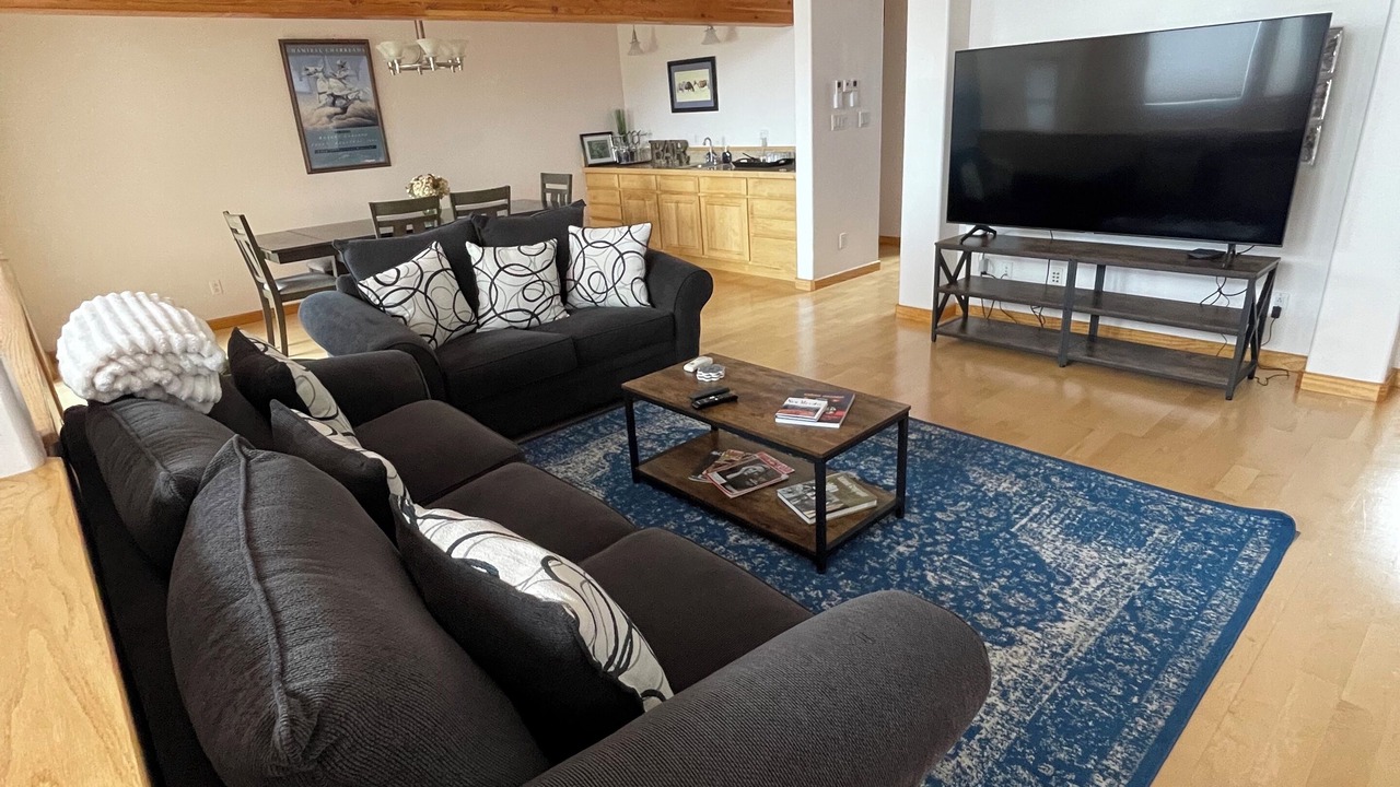 Photo of Livingroom in Los Alamos