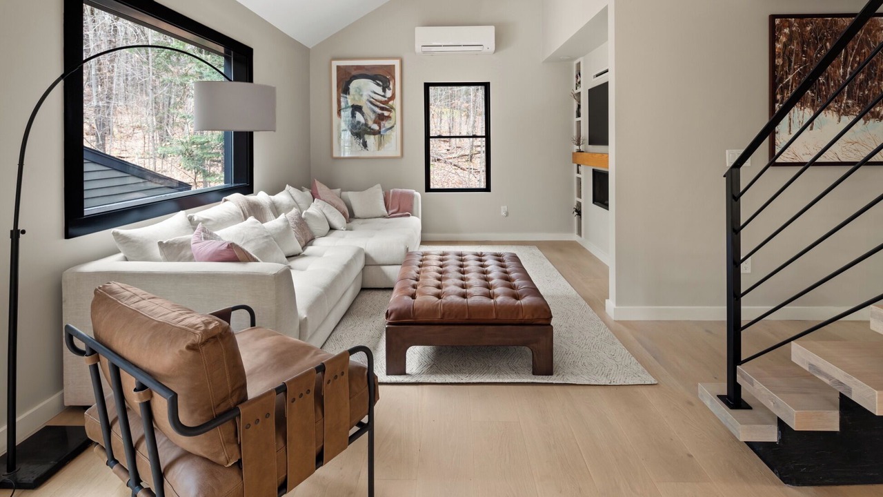 Photo of Livingroom in Stowe Hollow