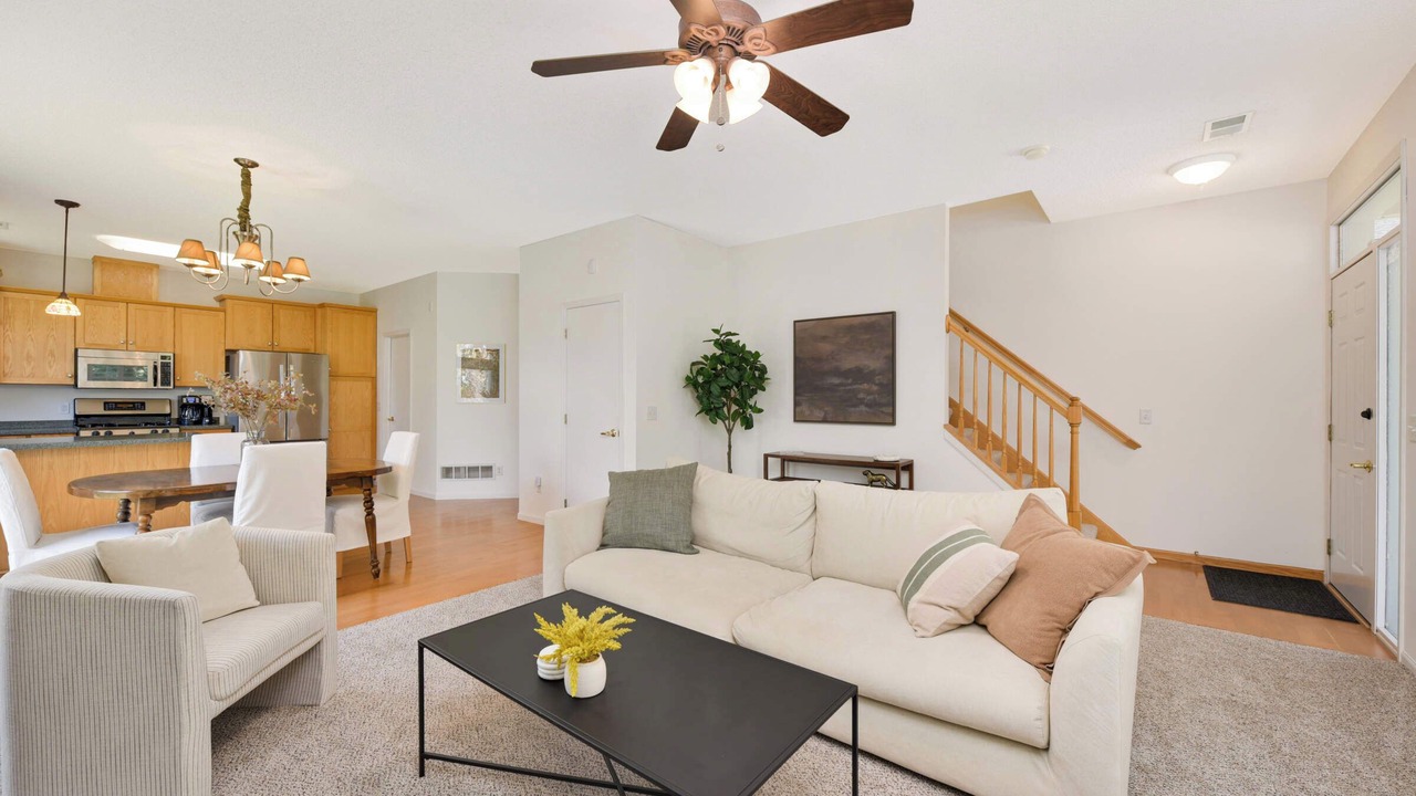 Photo of Livingroom in West Seventh