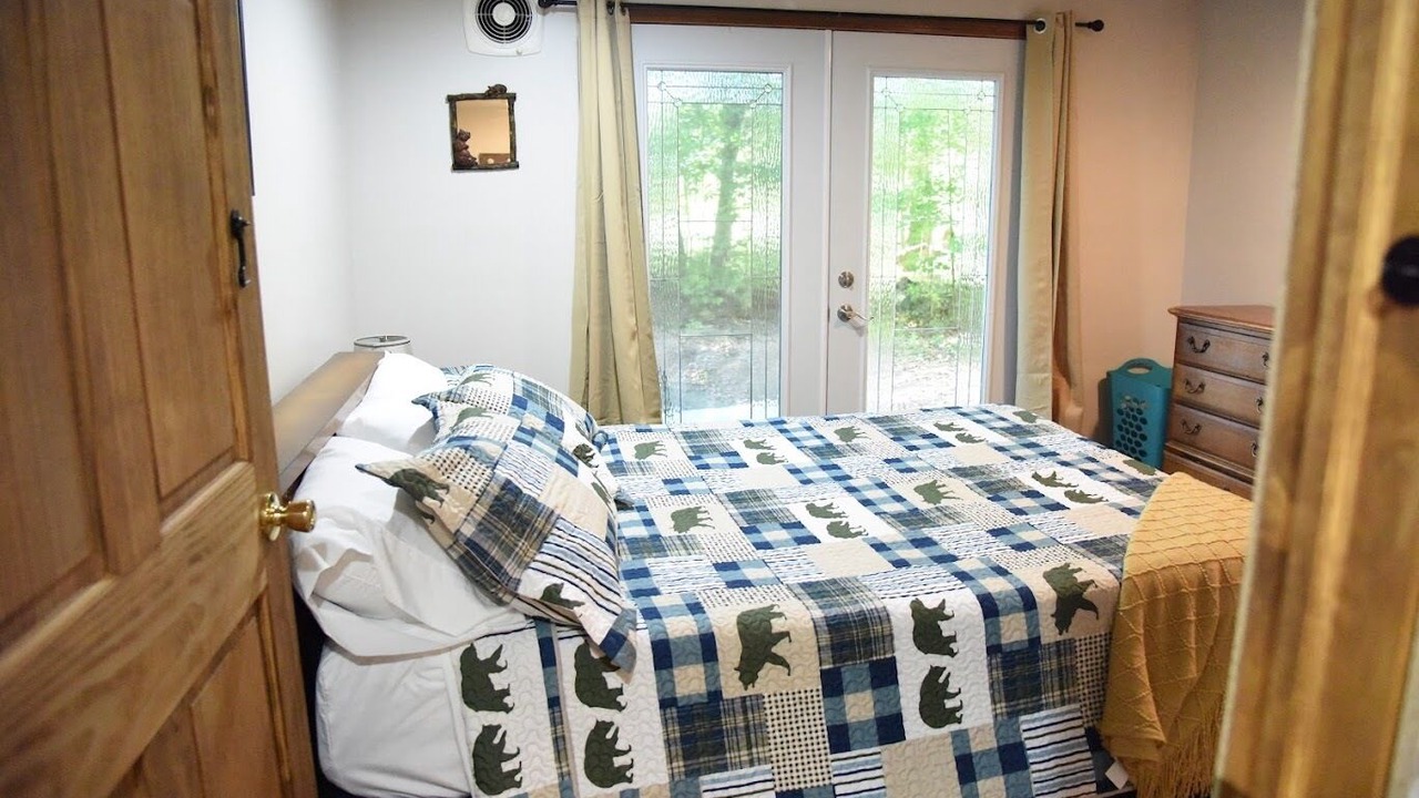 Photo of Bedroom in Birnamwood