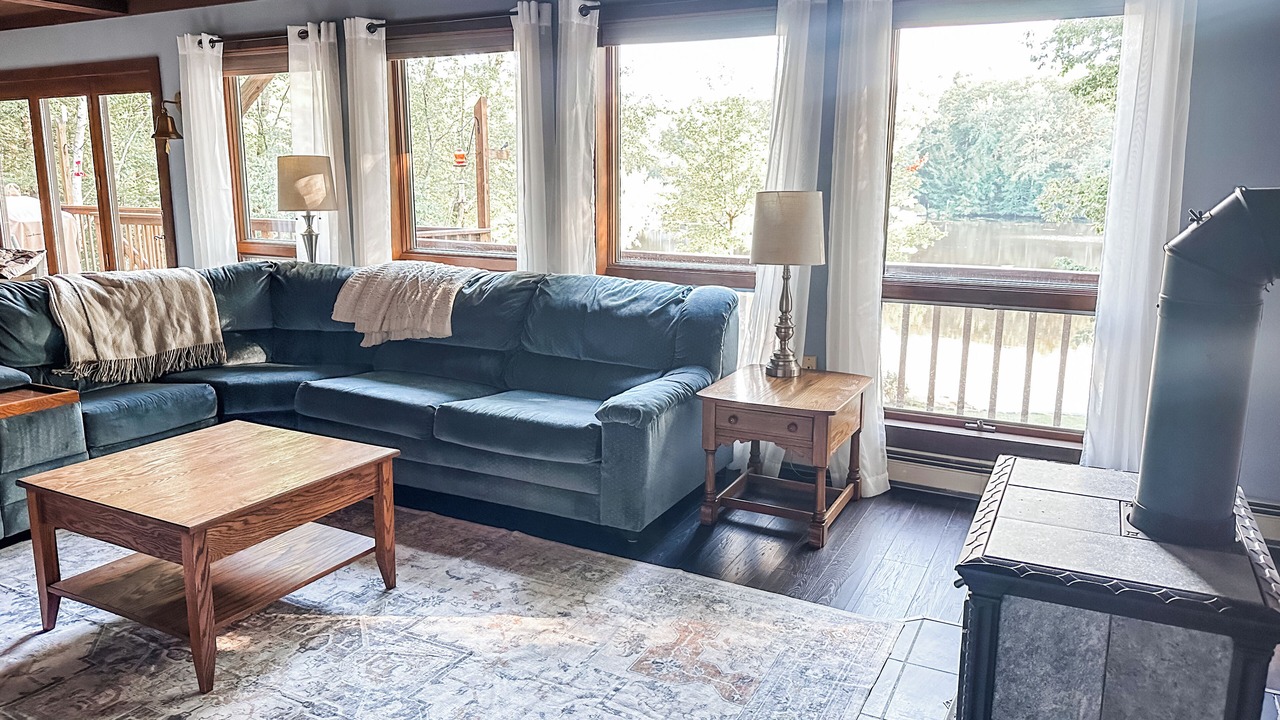 Photo of Livingroom in Harrisville