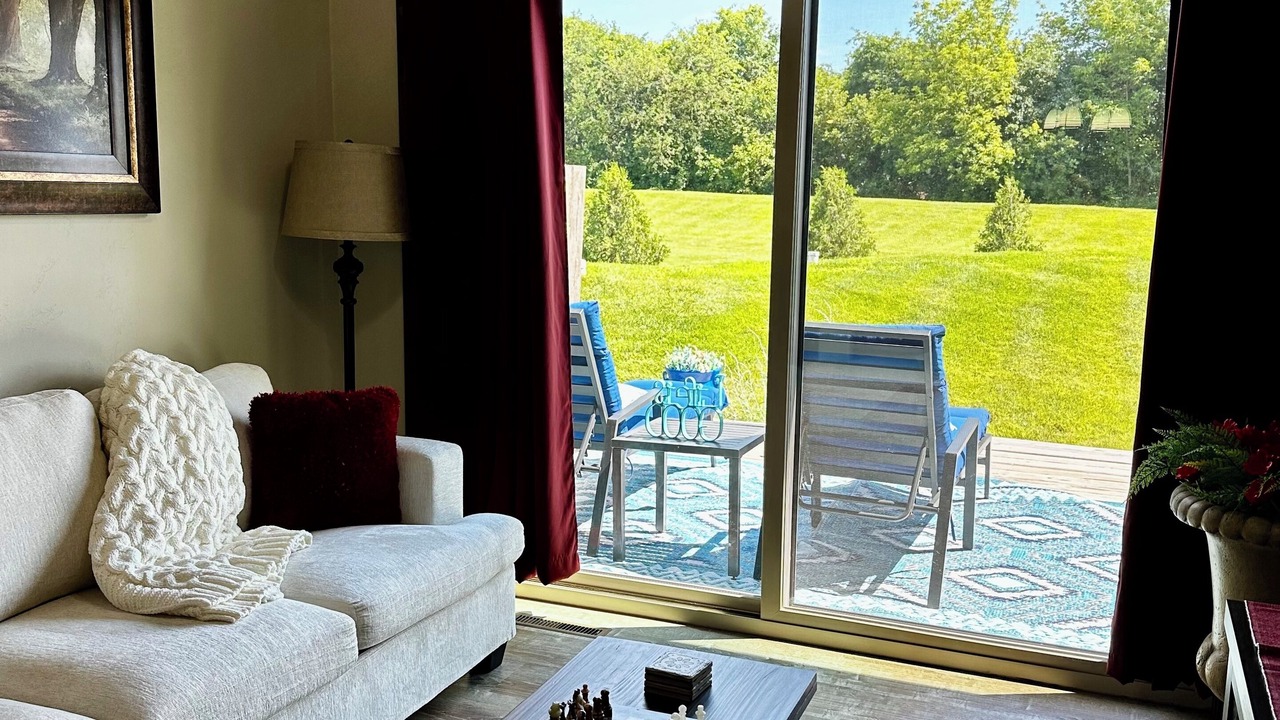 Photo of Livingroom in Forest Junction