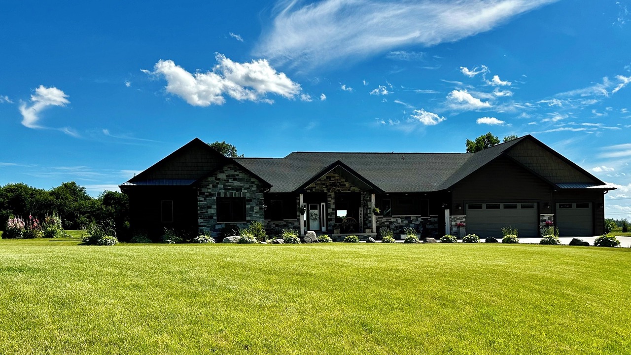 Photo of Outdoor in Forest Junction