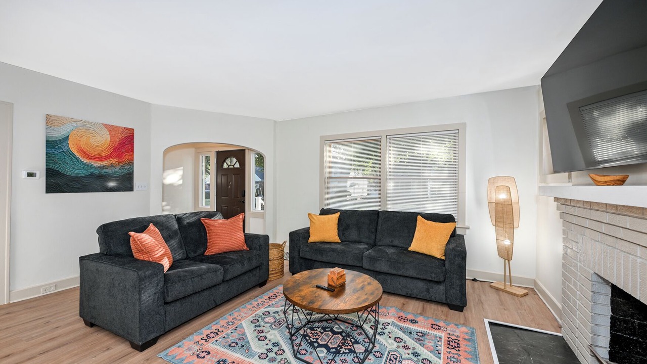 Photo of Livingroom in Lyndhurst
