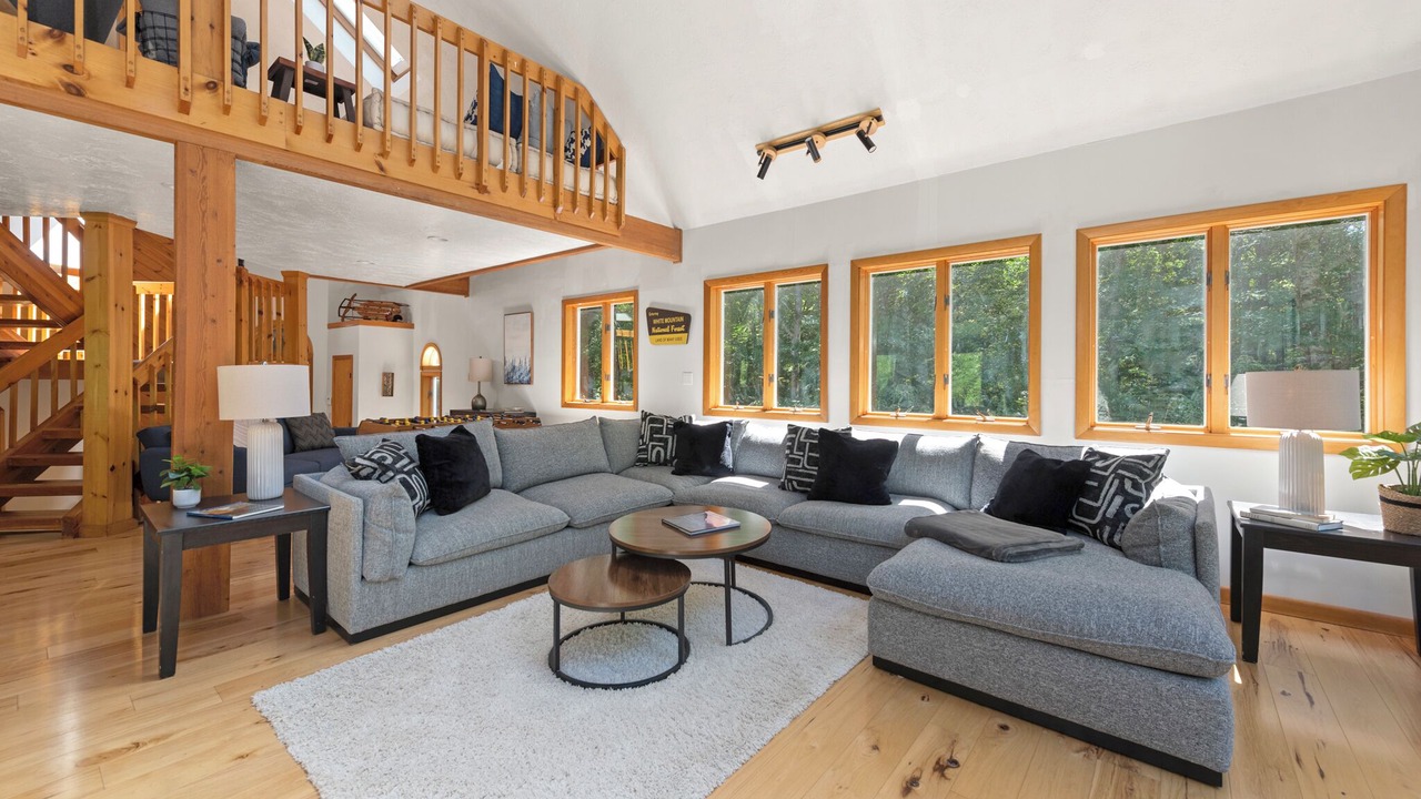 Photo of Livingroom in Thornton