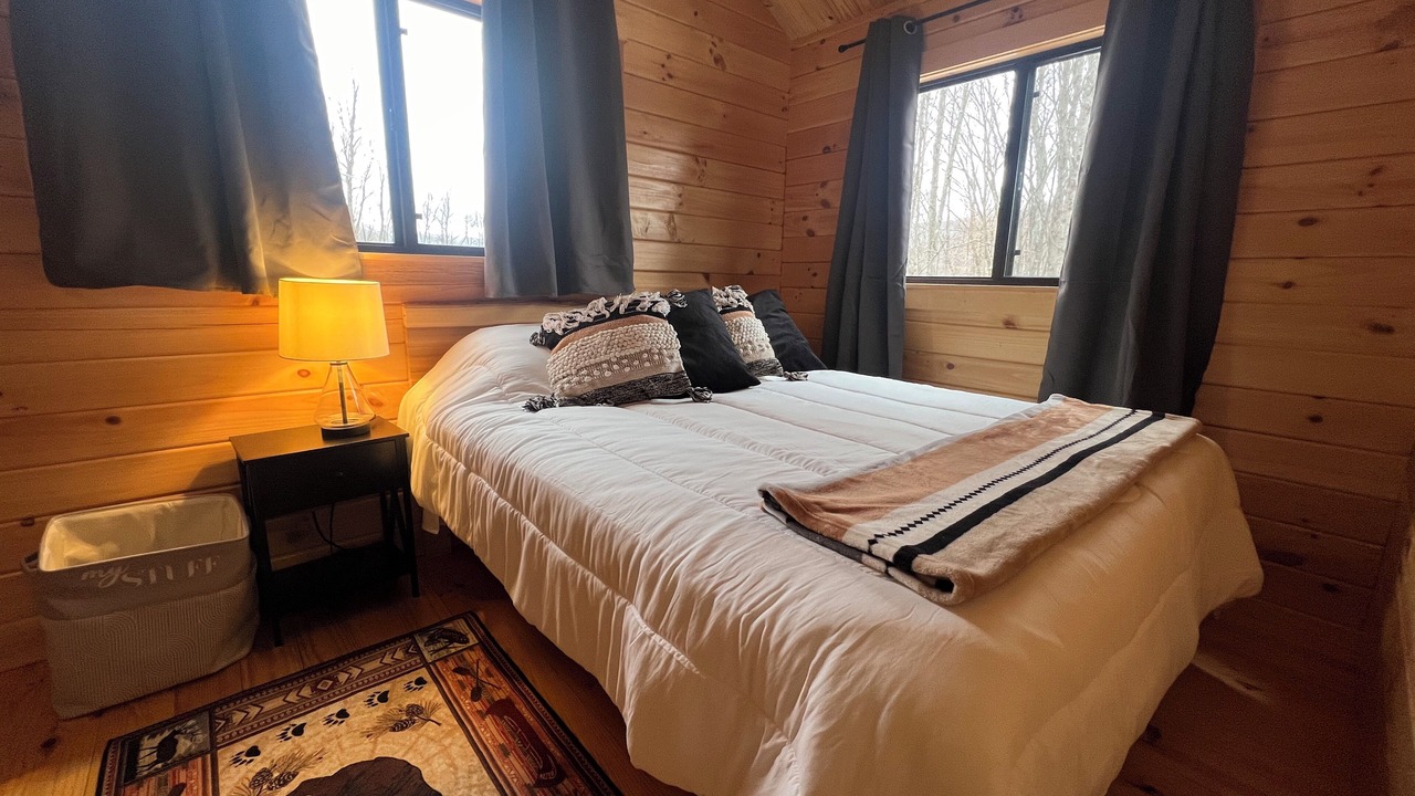 Photo of Bedroom in Mace