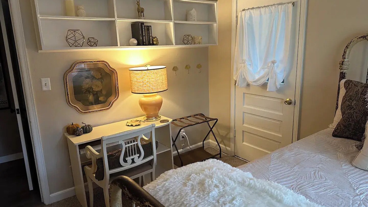 Photo of Bedroom in Beloit