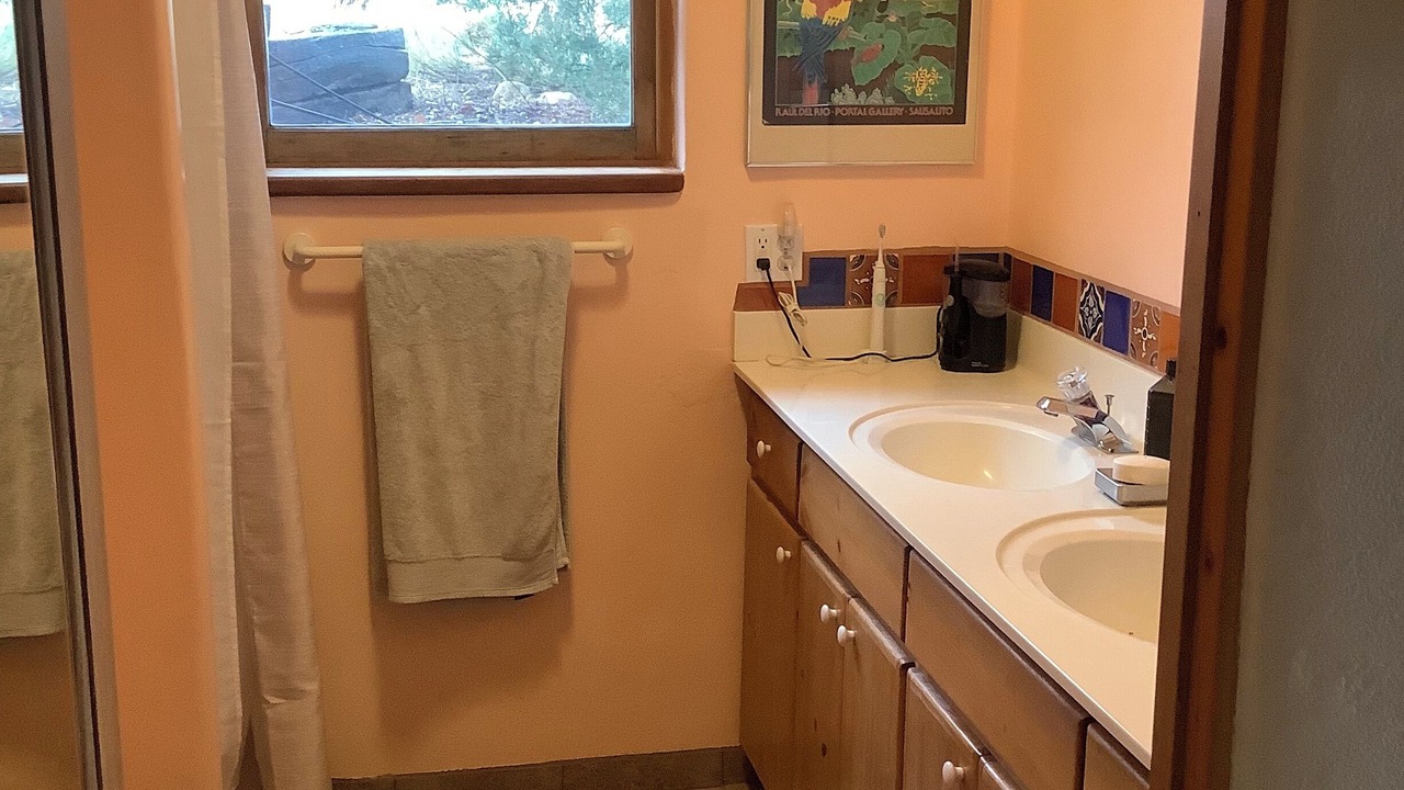 Photo of Bathroom in Arroyo Hondo