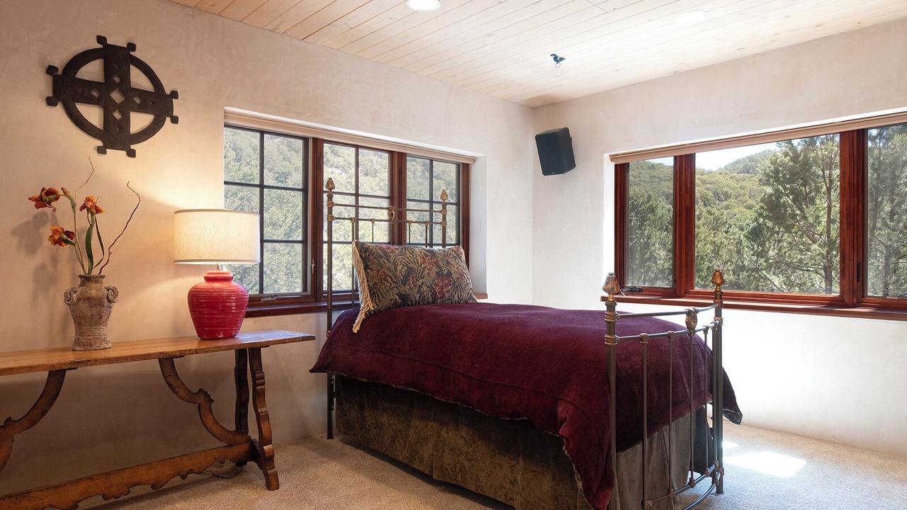 Photo of Bedroom in North Hills