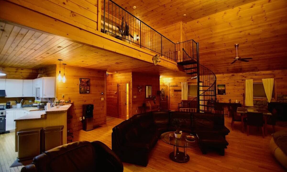 Photo of Livingroom in Pittsfield