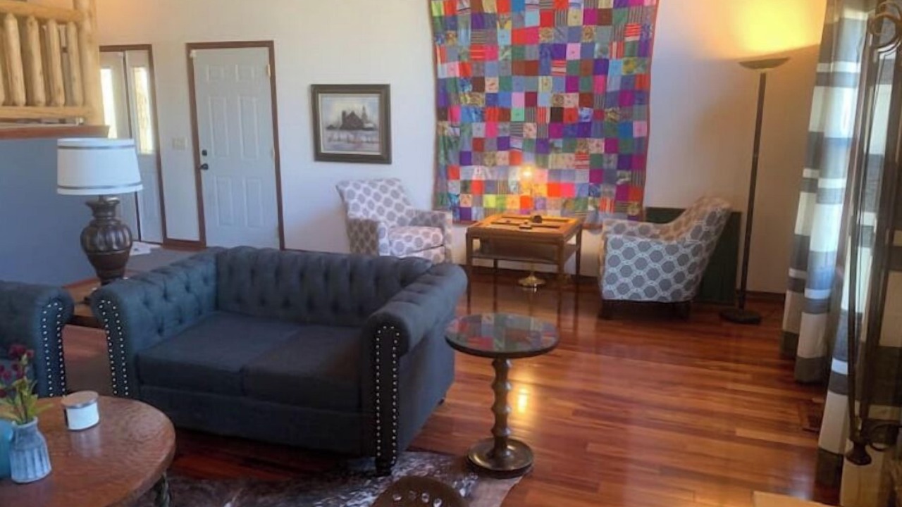 Photo of Livingroom in Taylors Falls