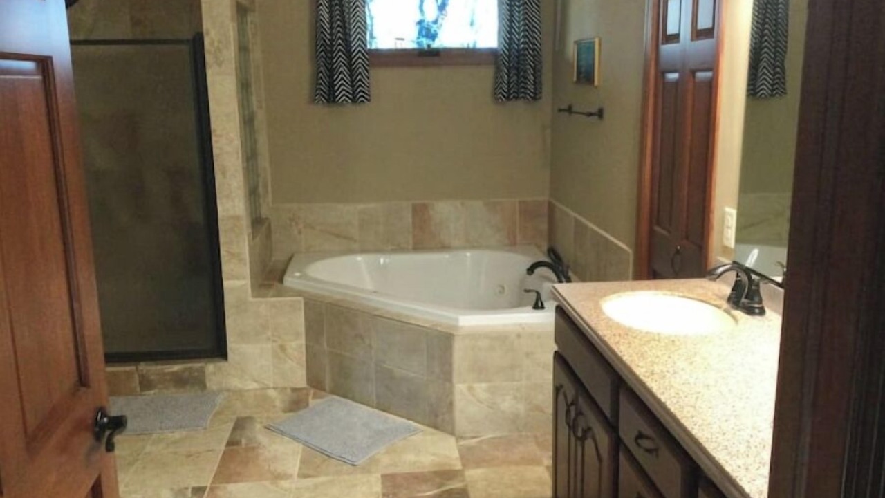 Photo of Bathroom in Taylors Falls