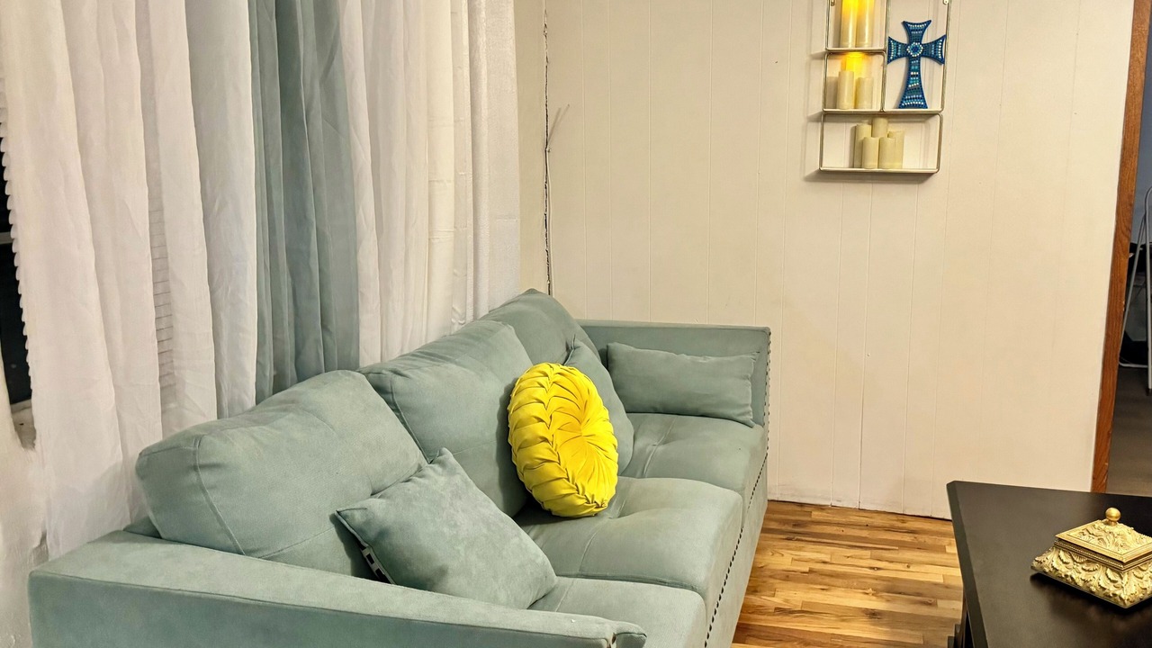 Photo of Livingroom in Penasco