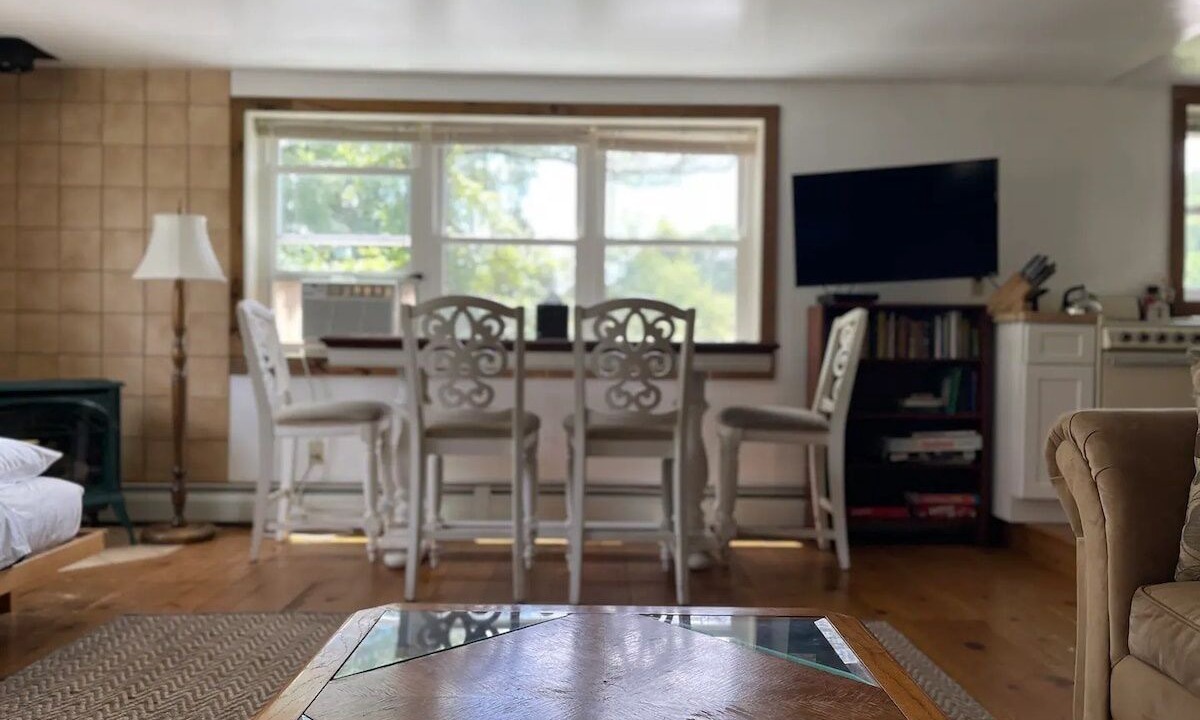 Photo of Livingroom in Canaan