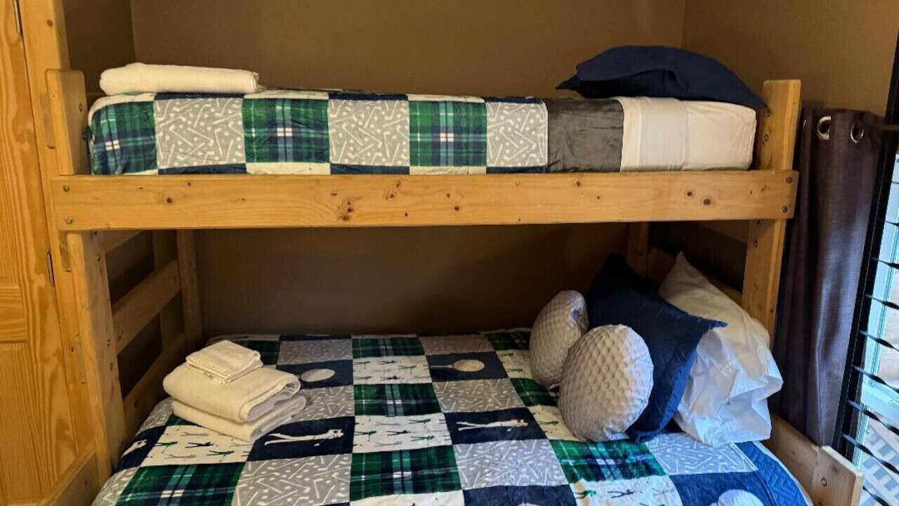 Photo of Bedroom in Garrison