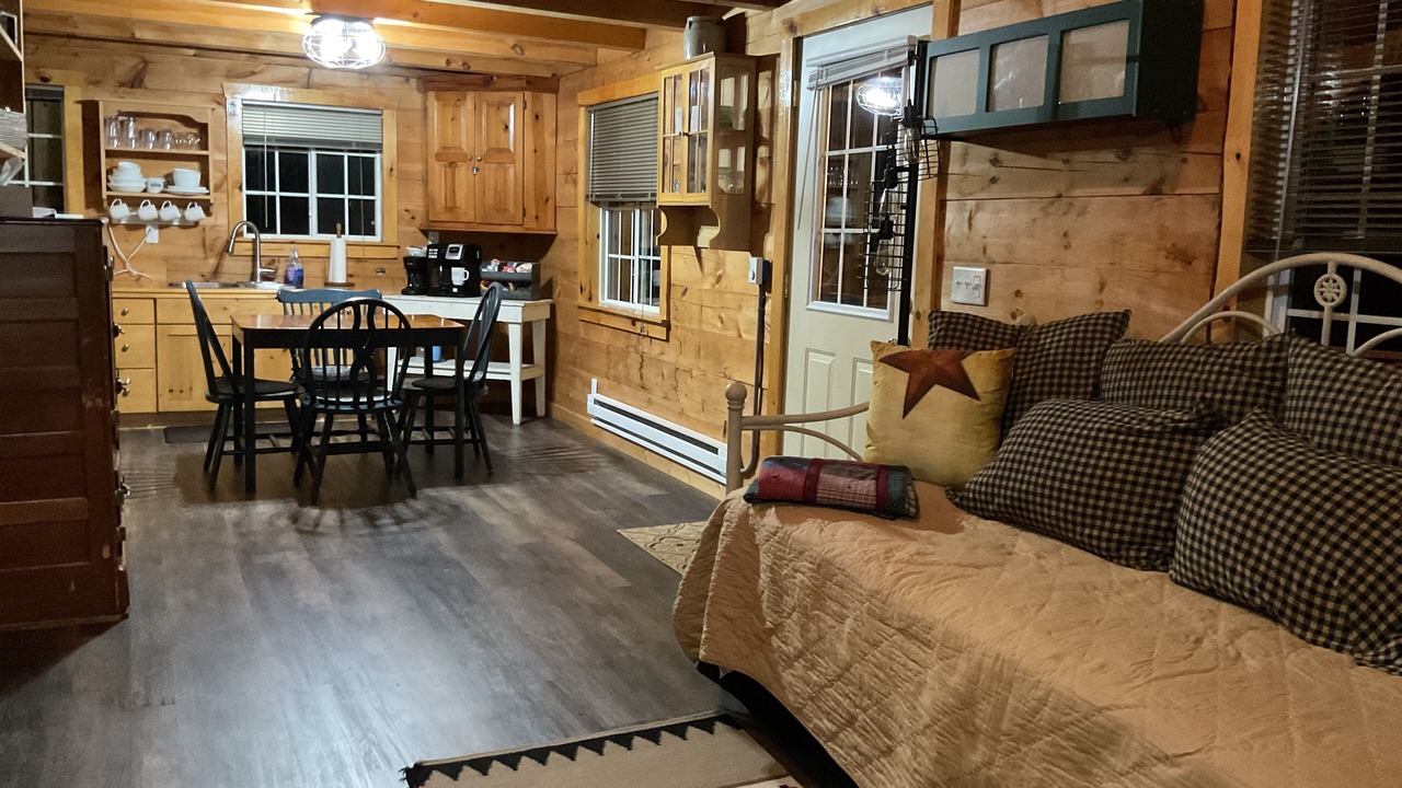 Photo of Livingroom in Hillsboro