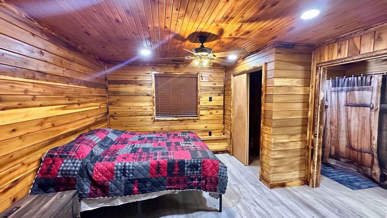 Photo of Bedroom in Cabins