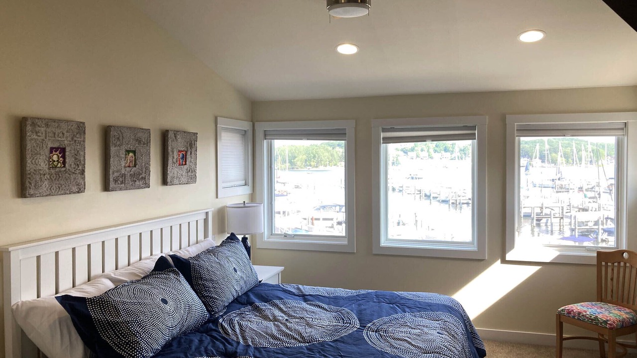Photo of Bedroom in Macatawa