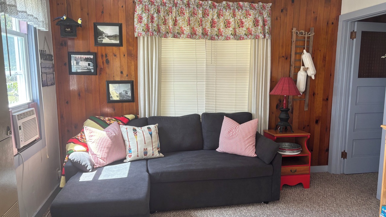 Photo of Livingroom in Chetek
