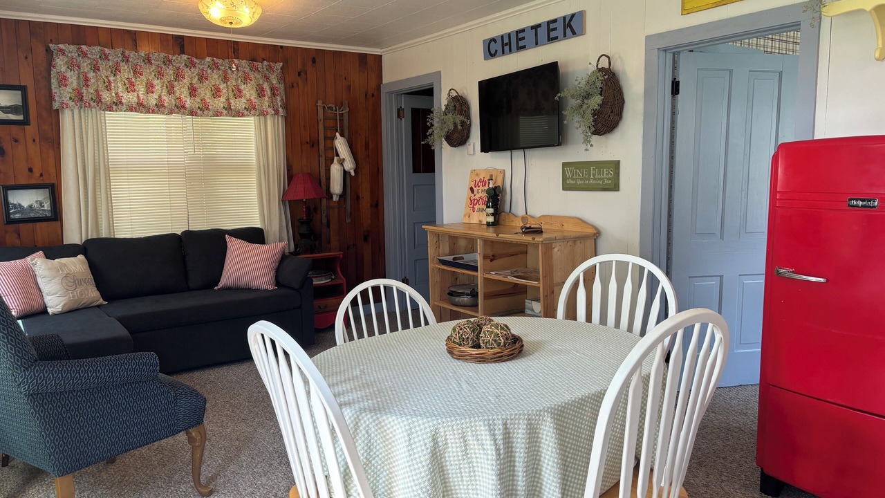 Photo of Livingroom in Chetek