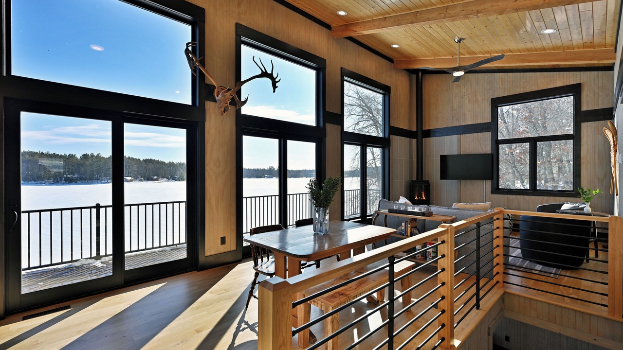 Photo of Livingroom in Minong