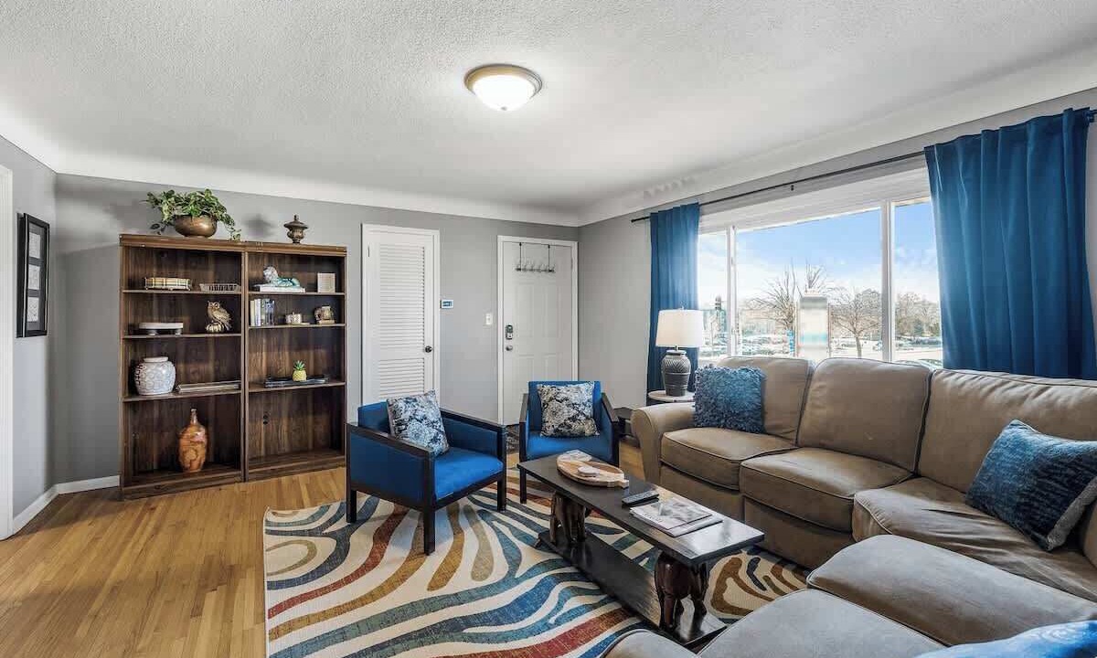 Photo of Livingroom in St. Paul
