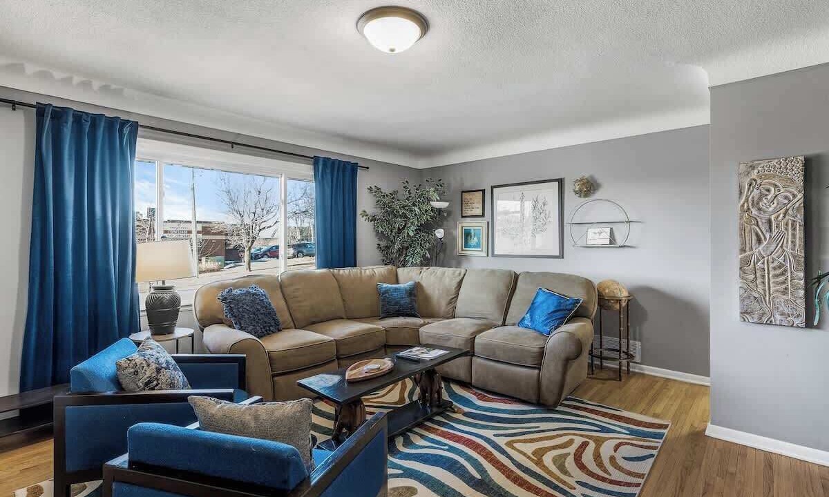 Photo of Livingroom in St. Paul
