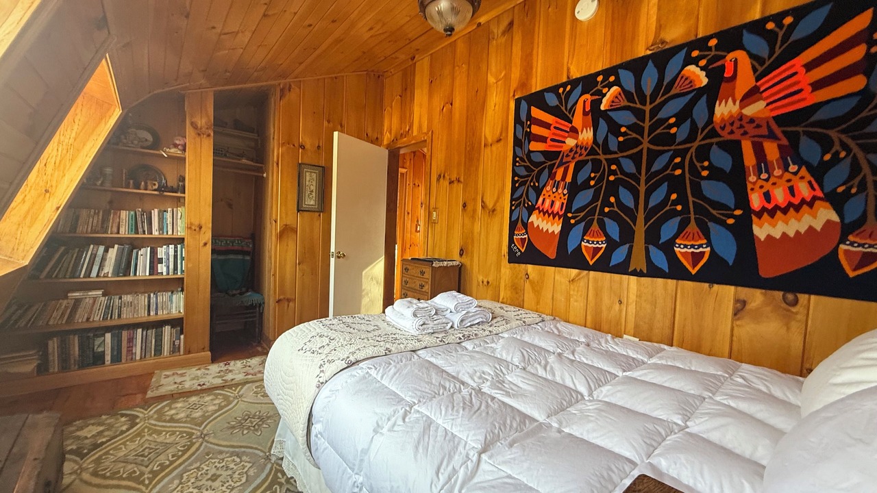 Photo of Bedroom in East Jamaica