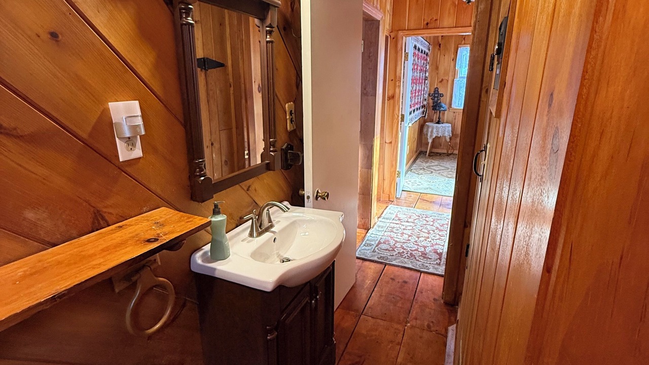 Photo of Bathroom in East Jamaica
