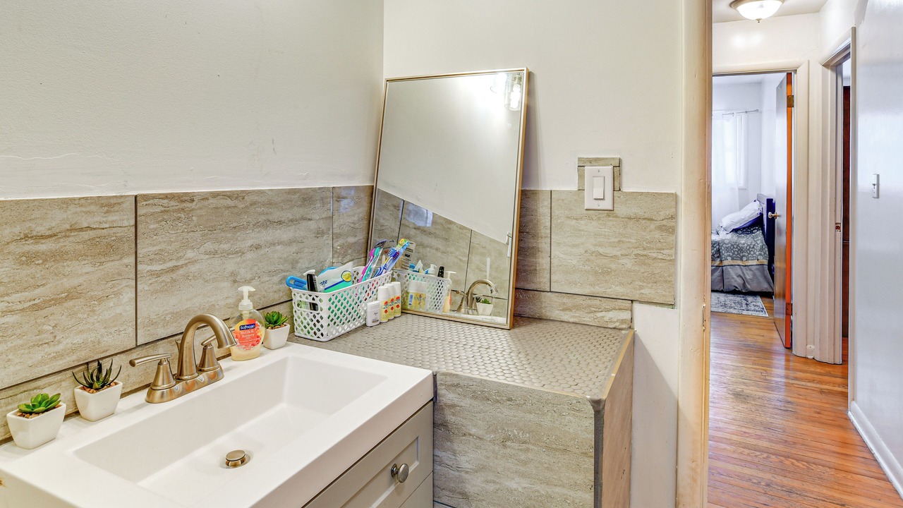 Photo of Bathroom in Utica