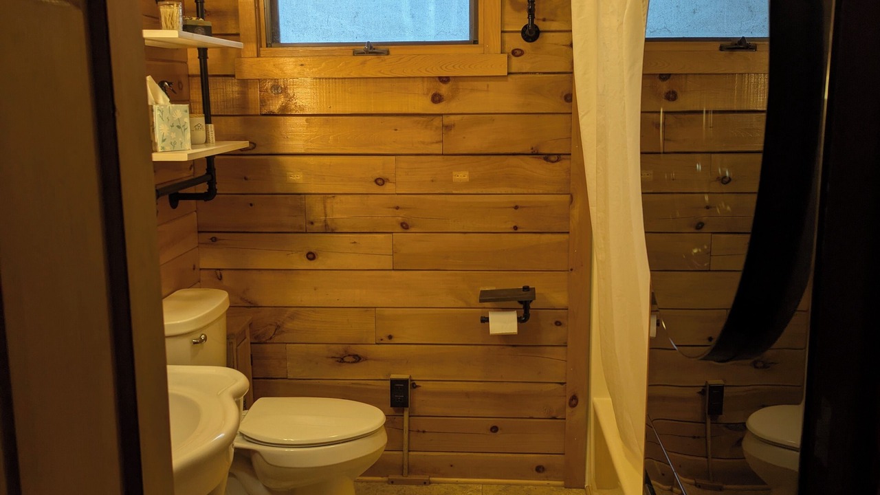 Photo of Bathroom in Trego