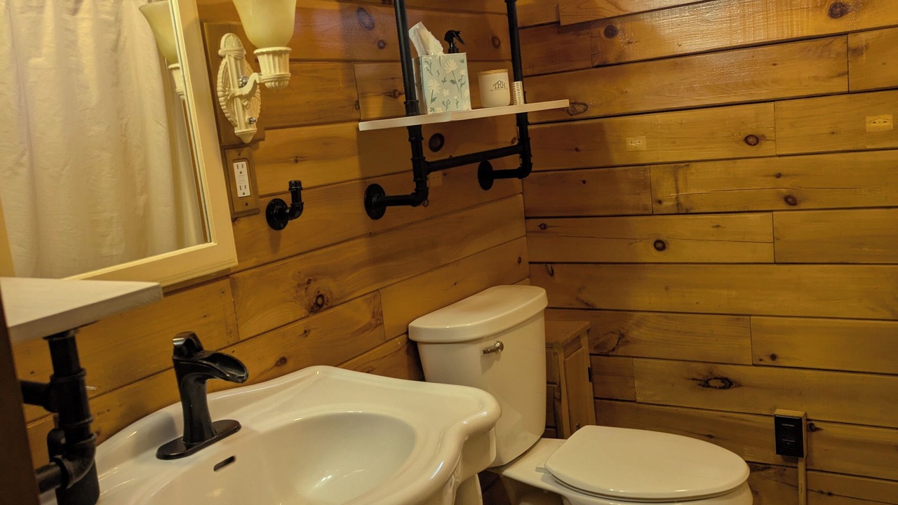 Photo of Bathroom in Trego