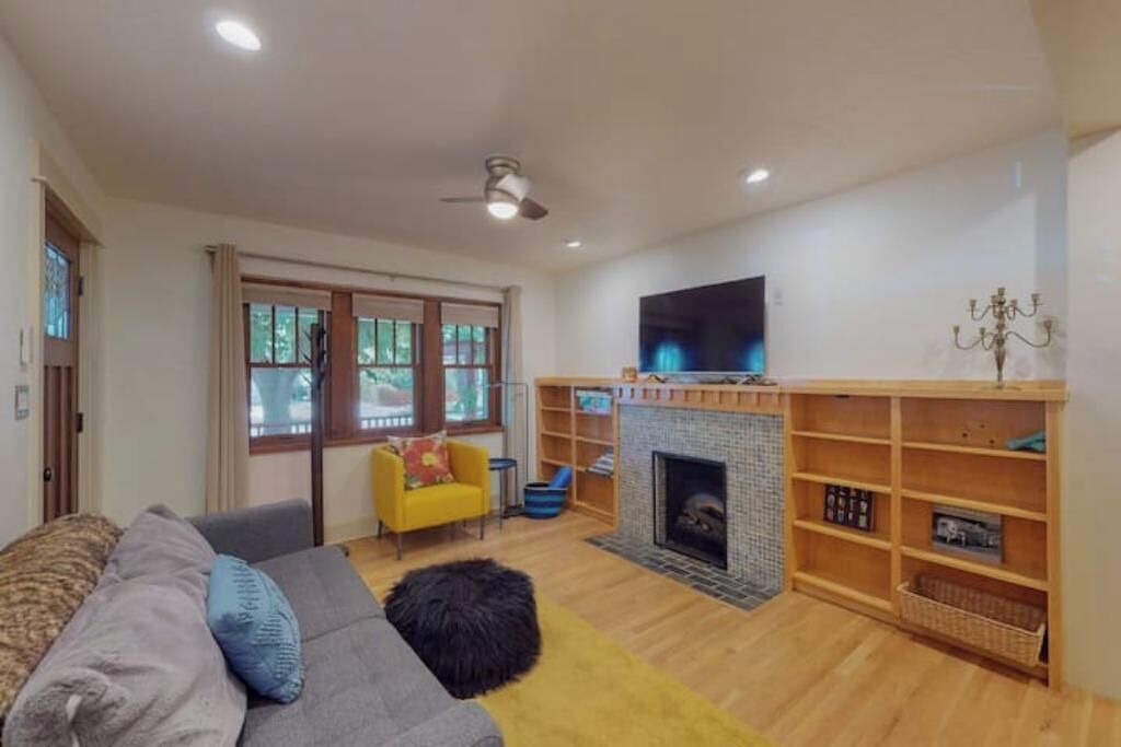 Photo of Livingroom in Downtown Albuquerque