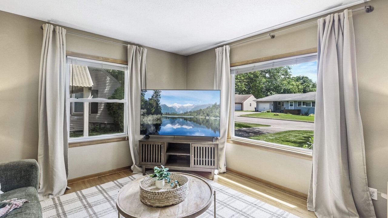 Photo of Livingroom in Elk River