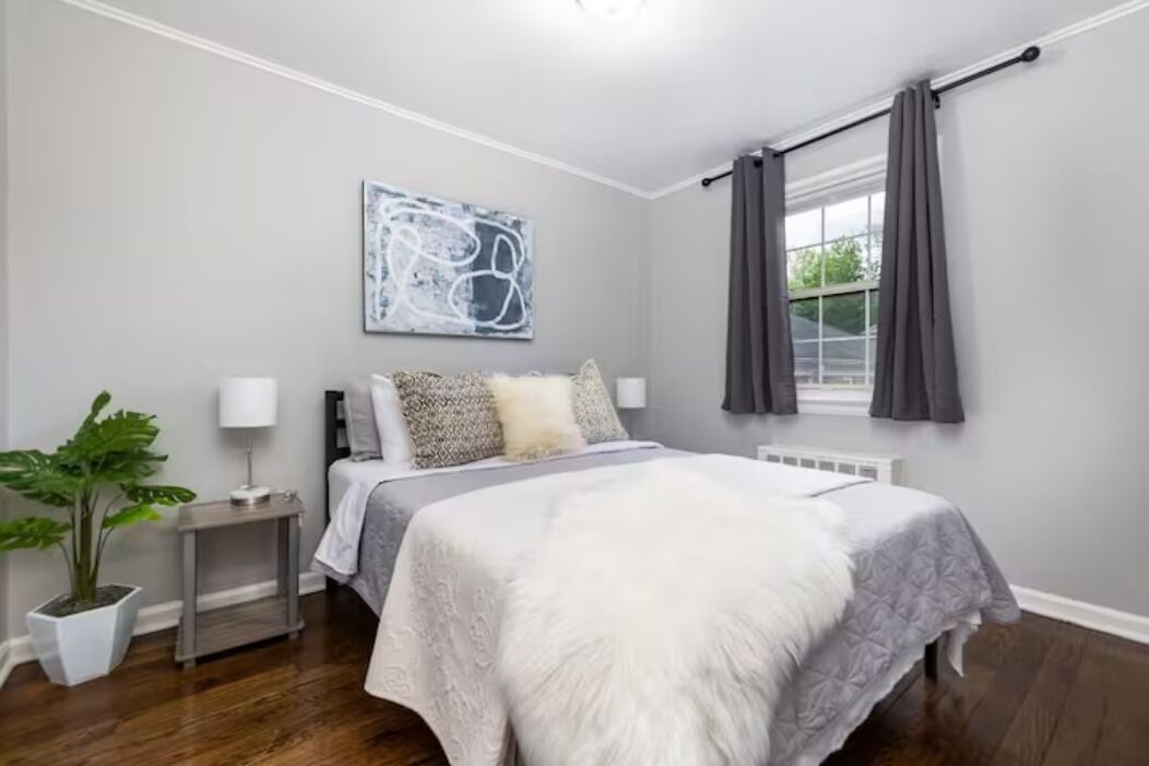 Photo of Bedroom in Newington