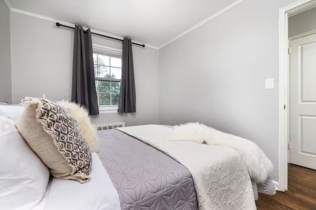 Photo of Bedroom in Newington