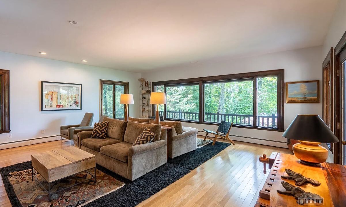 Photo of Livingroom in Lake Placid
