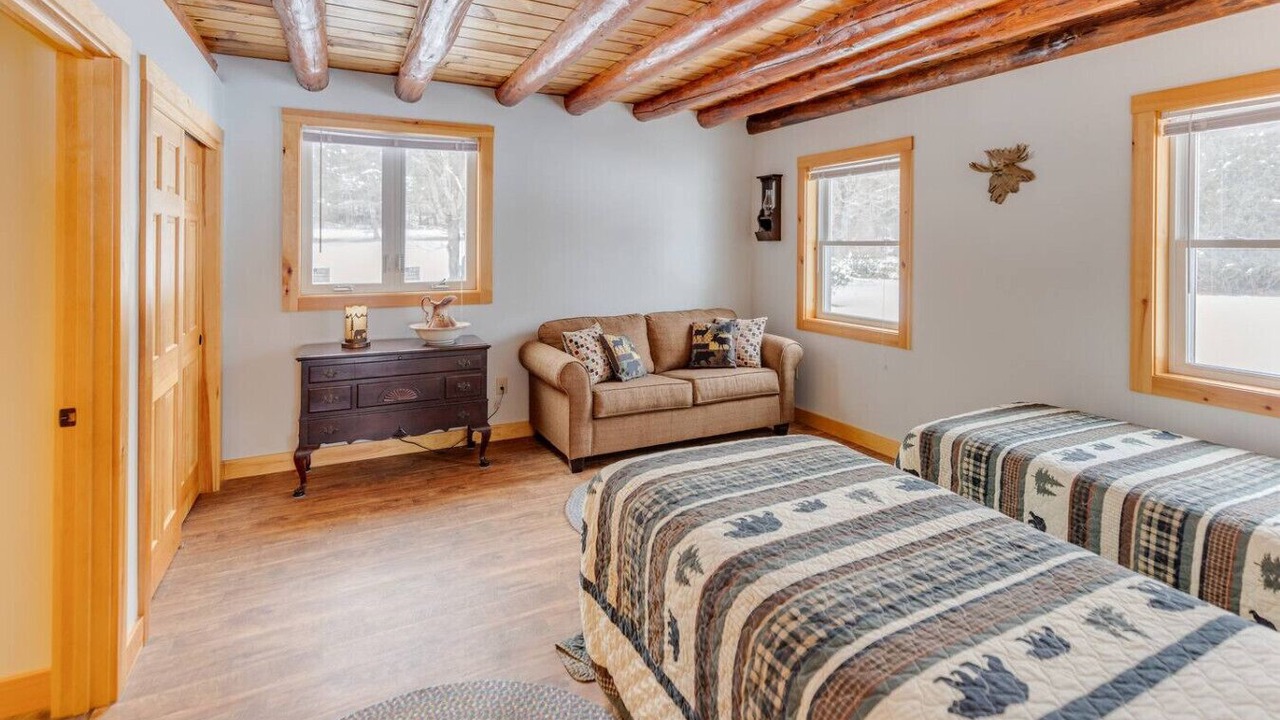Photo of Bedroom in Campton
