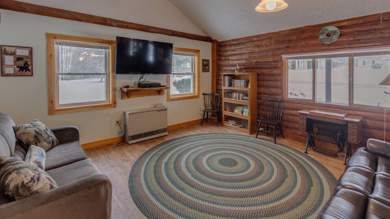 Photo of Livingroom in Campton