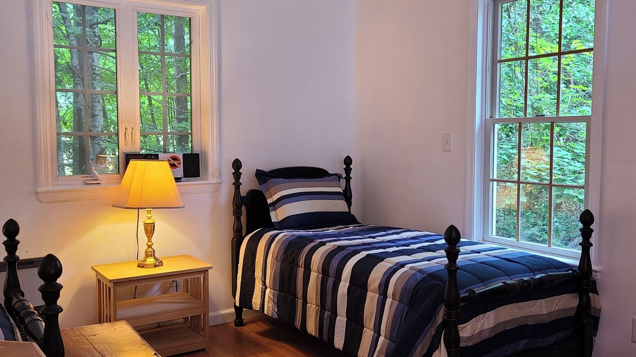 Photo of Bedroom in Center Tuftonboro