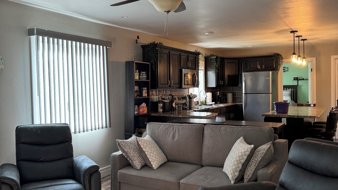 Photo of Livingroom in Fremont