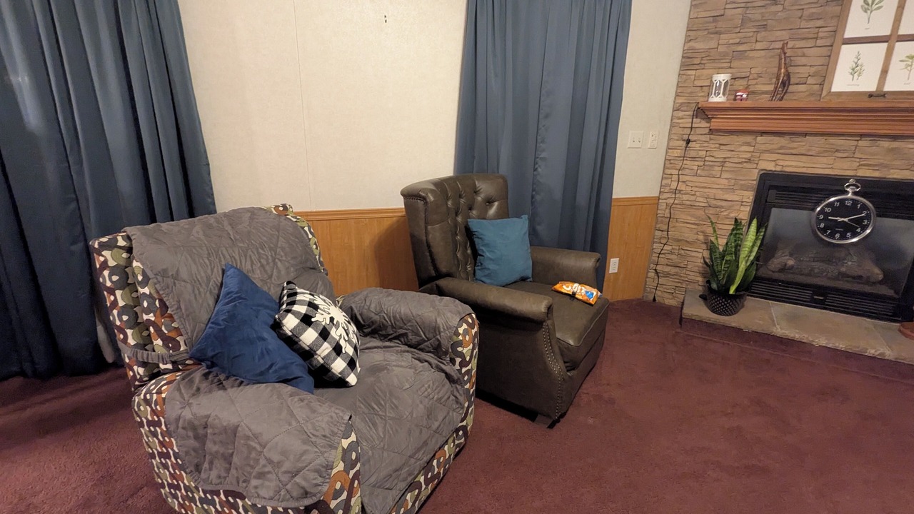 Photo of Livingroom in Adams Center