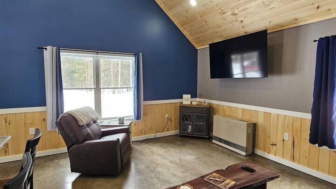 Photo of Livingroom in Owls Head