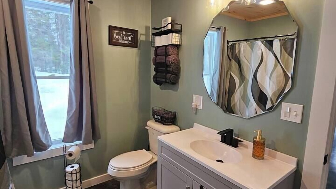 Photo of Bathroom in Owls Head