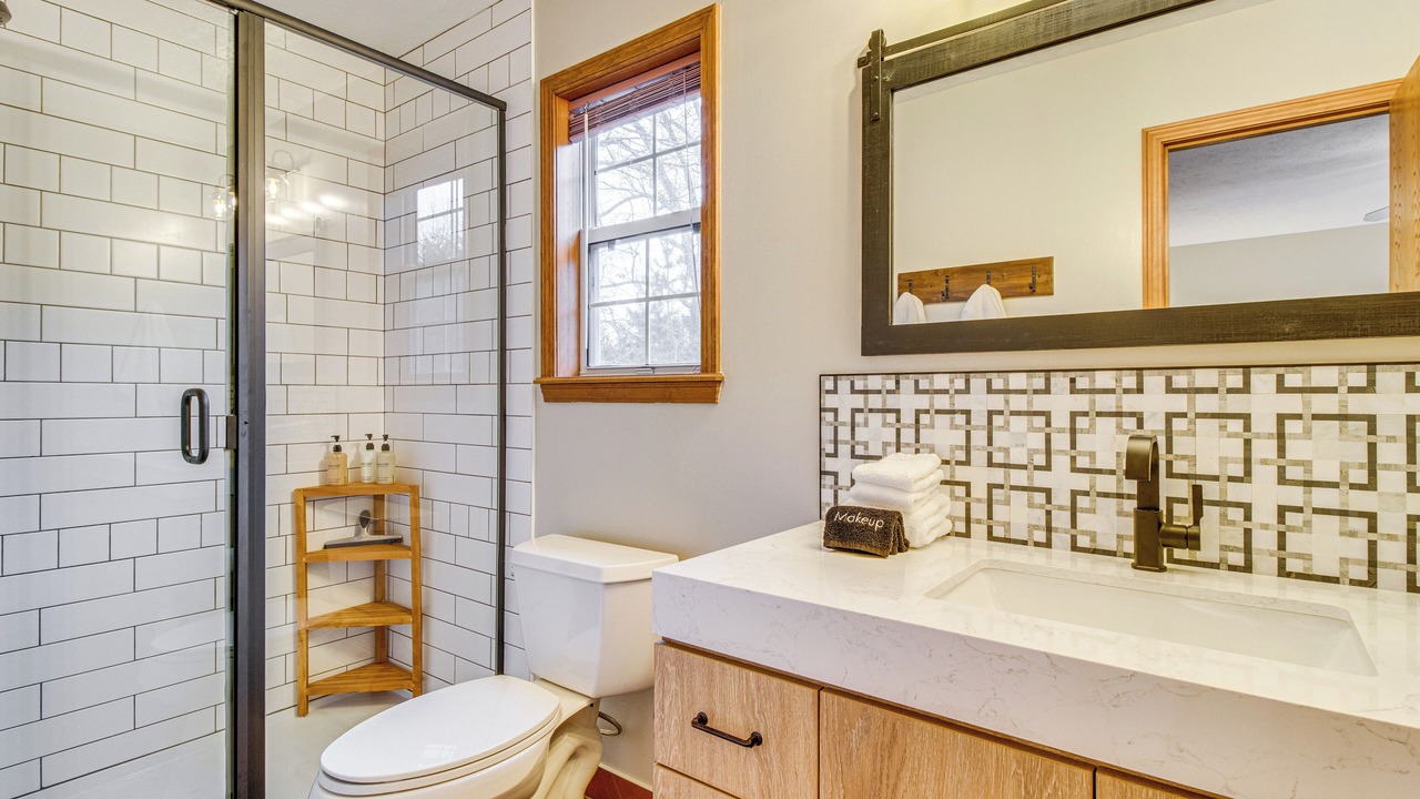 Photo of Bathroom in Bull Shoals