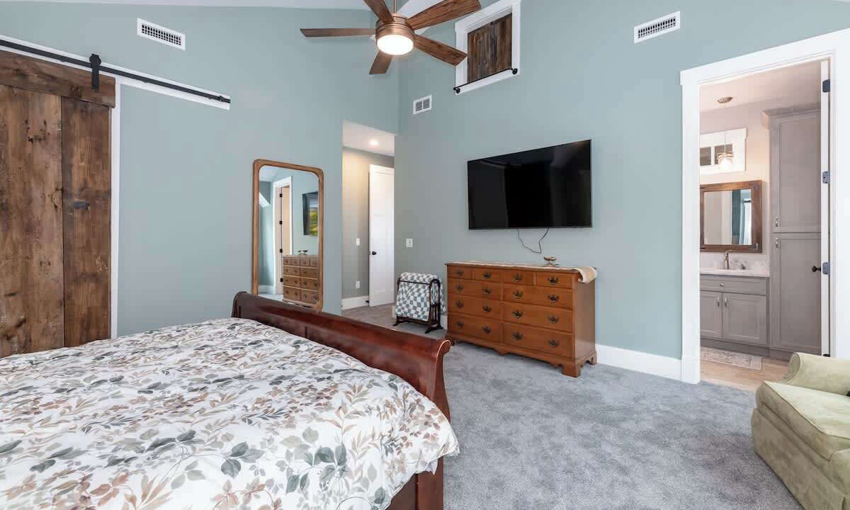 Photo of Bedroom in Lincoln