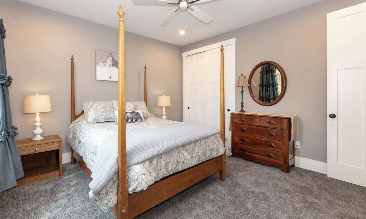 Photo of Bedroom in Lincoln