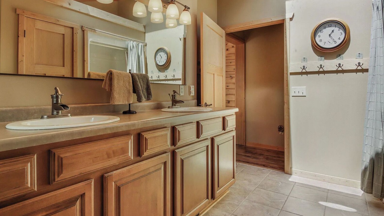 Photo of Bathroom in Birchwood