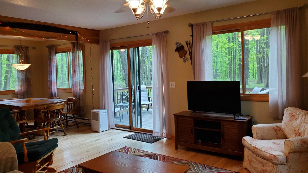 Photo of Livingroom in Farwell