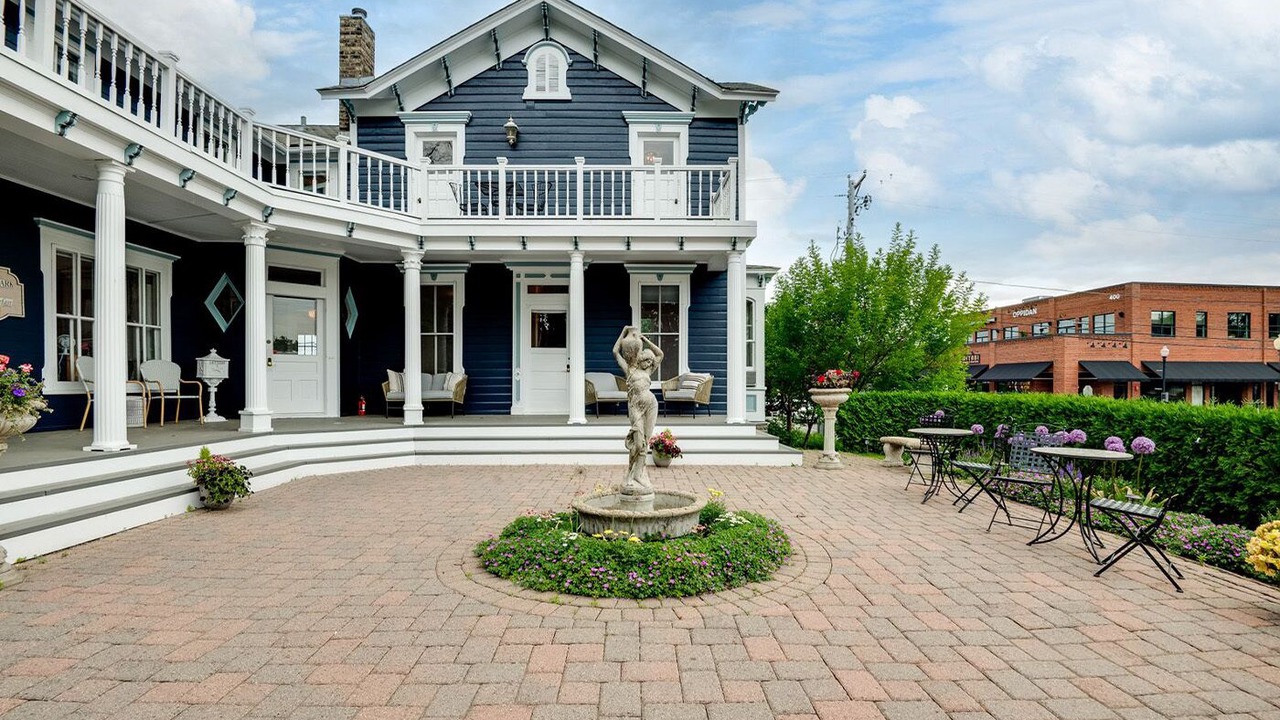 Photo of Outdoor in Excelsior